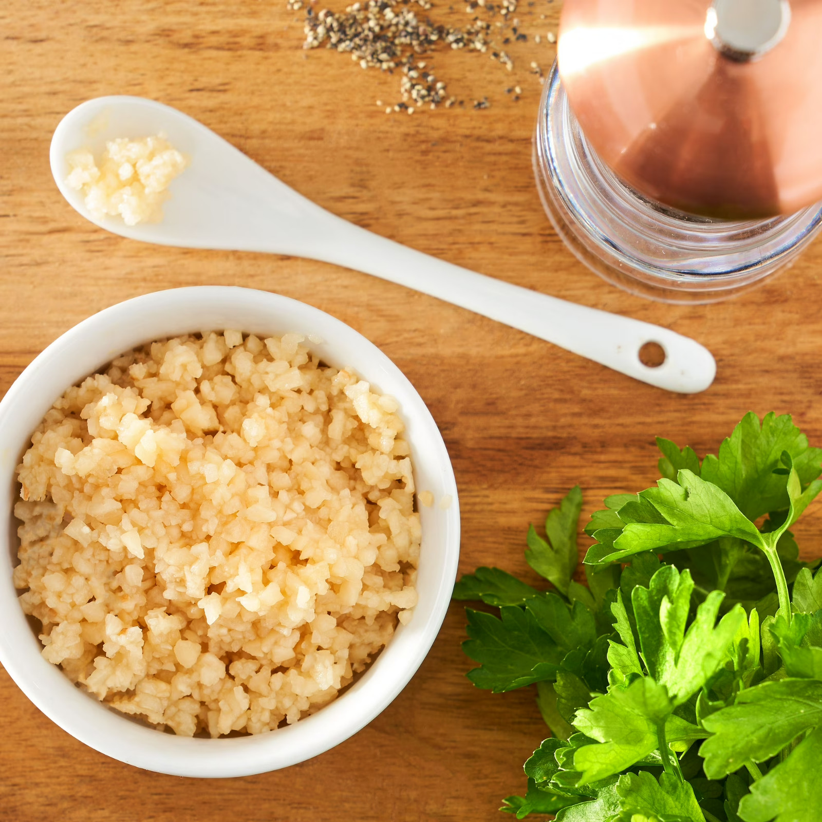 Great Value Family Size Minced Garlic in Water, 32 oz Jar