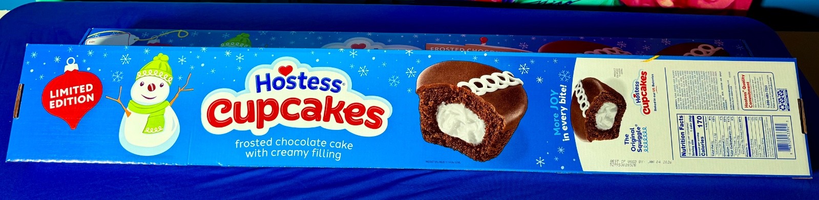 Hostess Holiday Chocolate Cupcakes 16ct Yardstick Box – New & Fresh – Limited