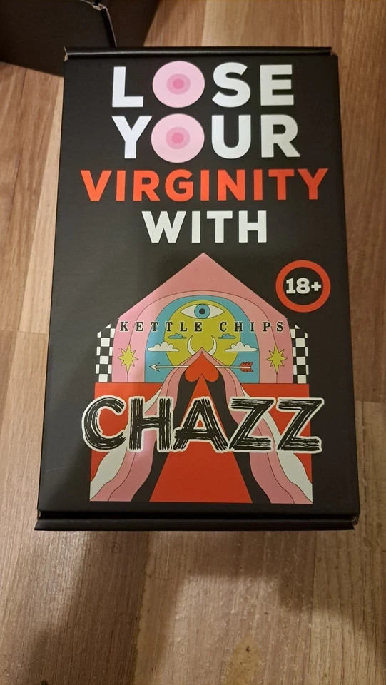 CHAZZ PUSSY flavor Potato chips , READY to GIFT: a box with Pussy flavour chips