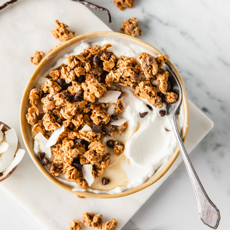 Purely Elizabeth Ancient Grain Granola, Vanilla Chocolate Chip, 10 oz Bag