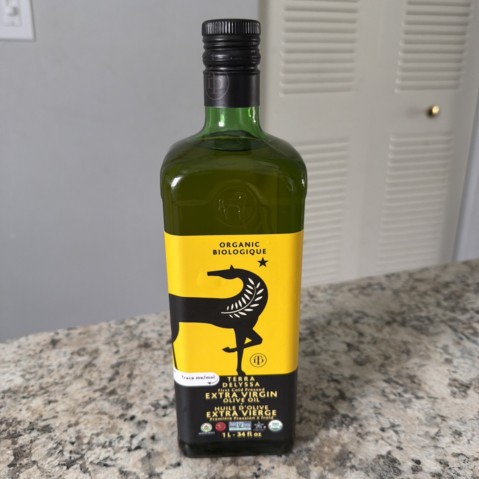 Terra Delyssa Organic Extra Virgin Olive Oil – 1L Glass Bottle. F