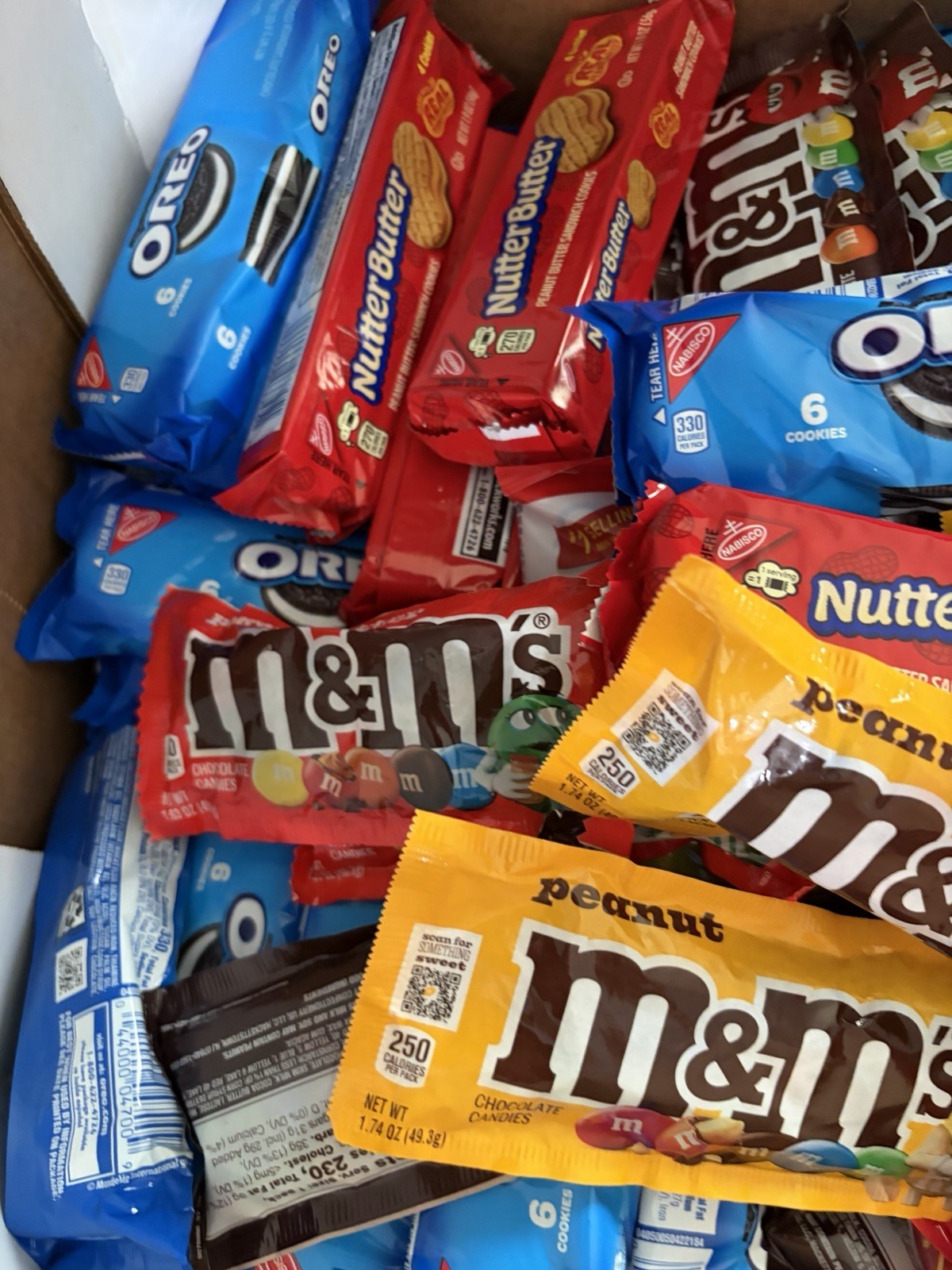 5 RANDOM SNACKS United States US M&Ms Wise Doritos Oreo KOOL-AID Cheetos NIB