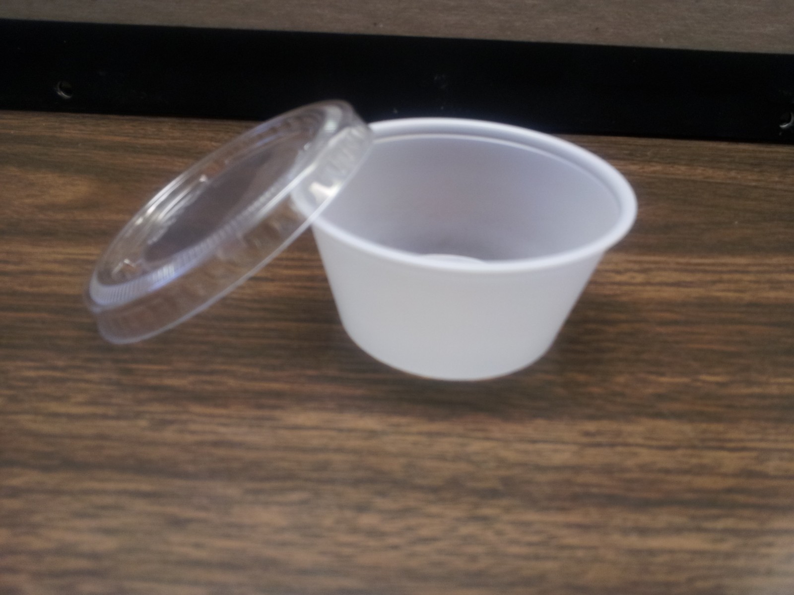 PLASTIC SINGLE USE 2 oz PORTION CUP/LIDS (200 CUPS OR 200 LIDS) SAUCES/WEDDINGS