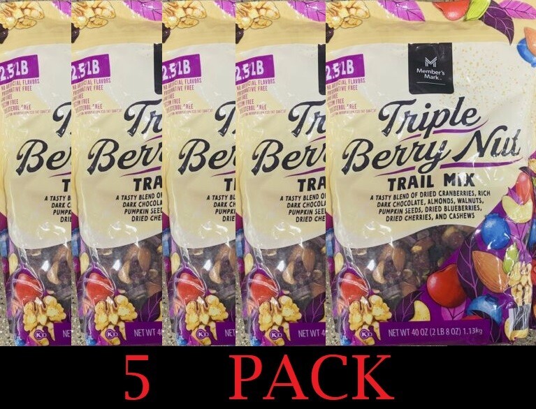 Member’s Mark TRIPLE BERRY NUT 40 Oz Resealable Bag 2.5 Lbs Snack Trail Mix 5 PK