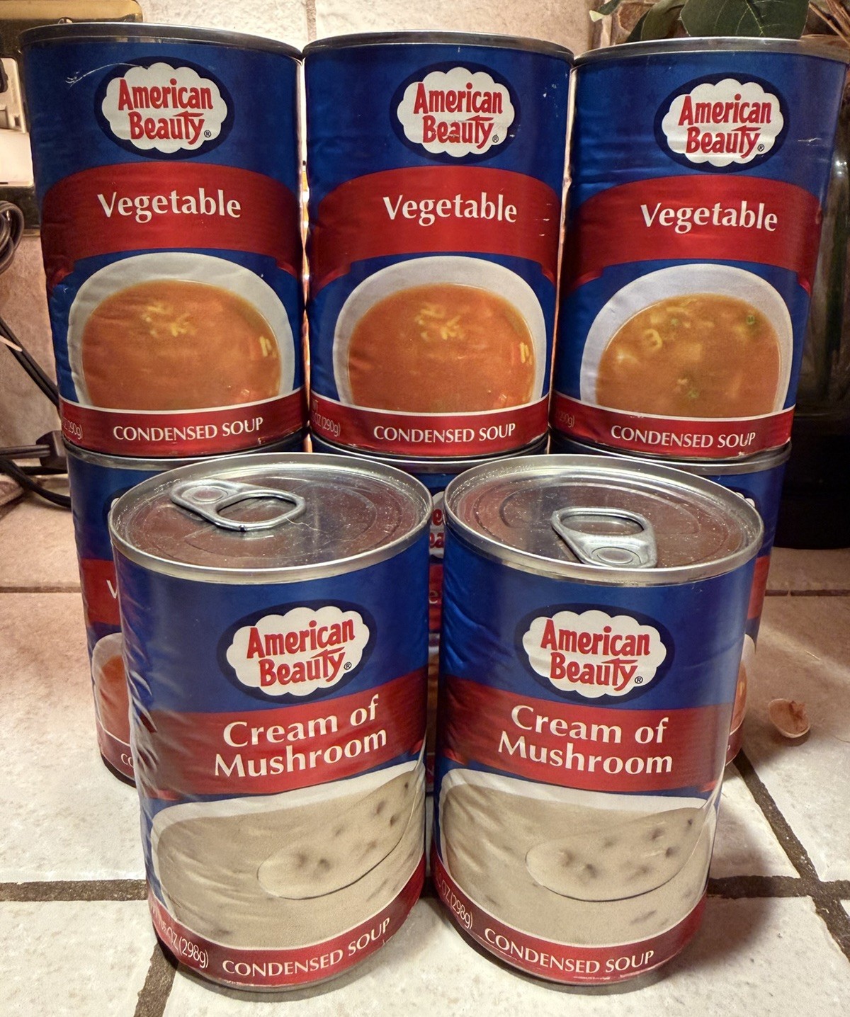 LOT OF 8 American Beauty Condensed Soup (6 x Vegetable; 2 x Cream of Mushroom)