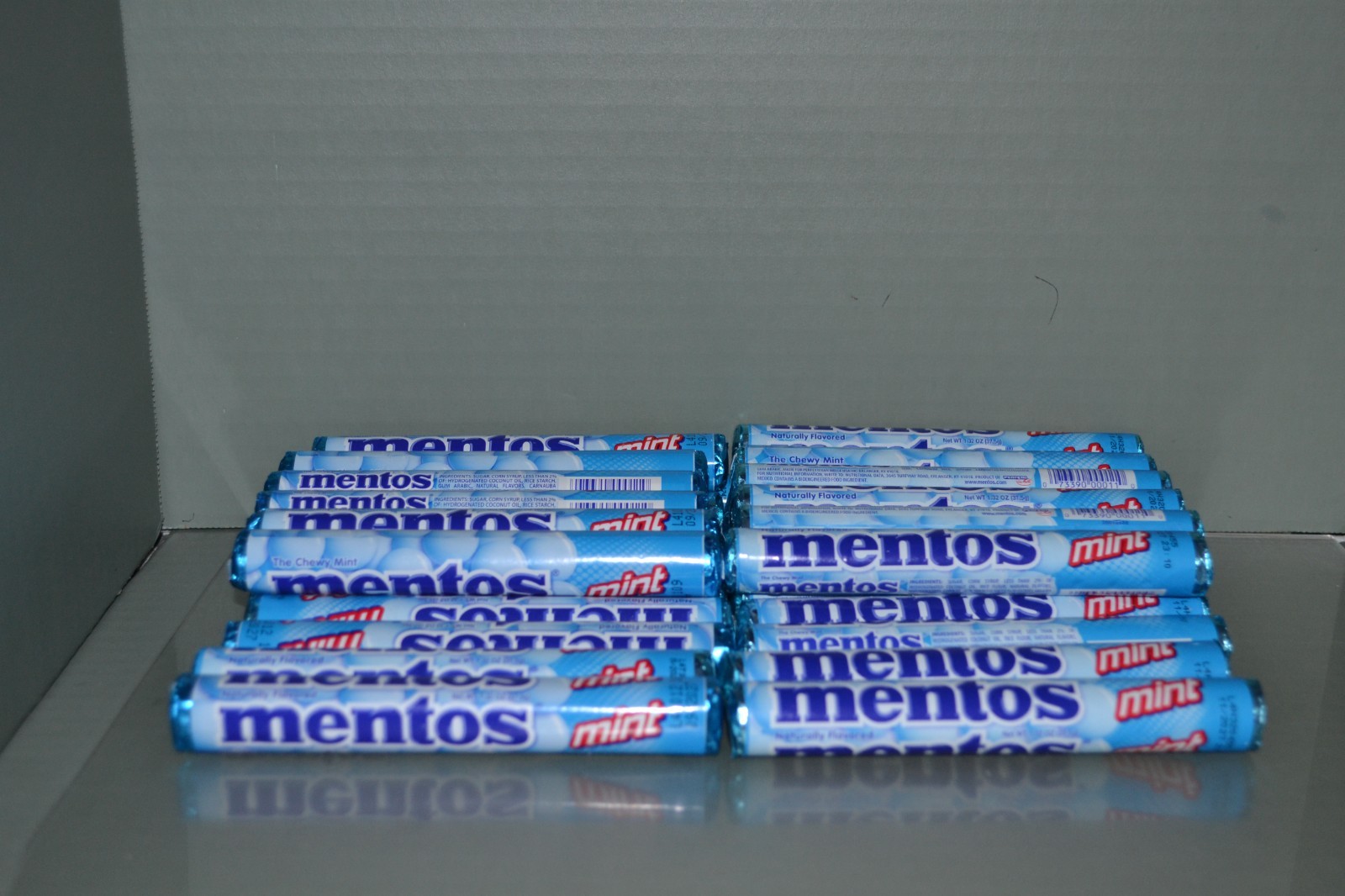 (31) Mentos Chewy Mint Candy Rolls, Mint Flavor, 1.32 oz Each, BB 09/2027