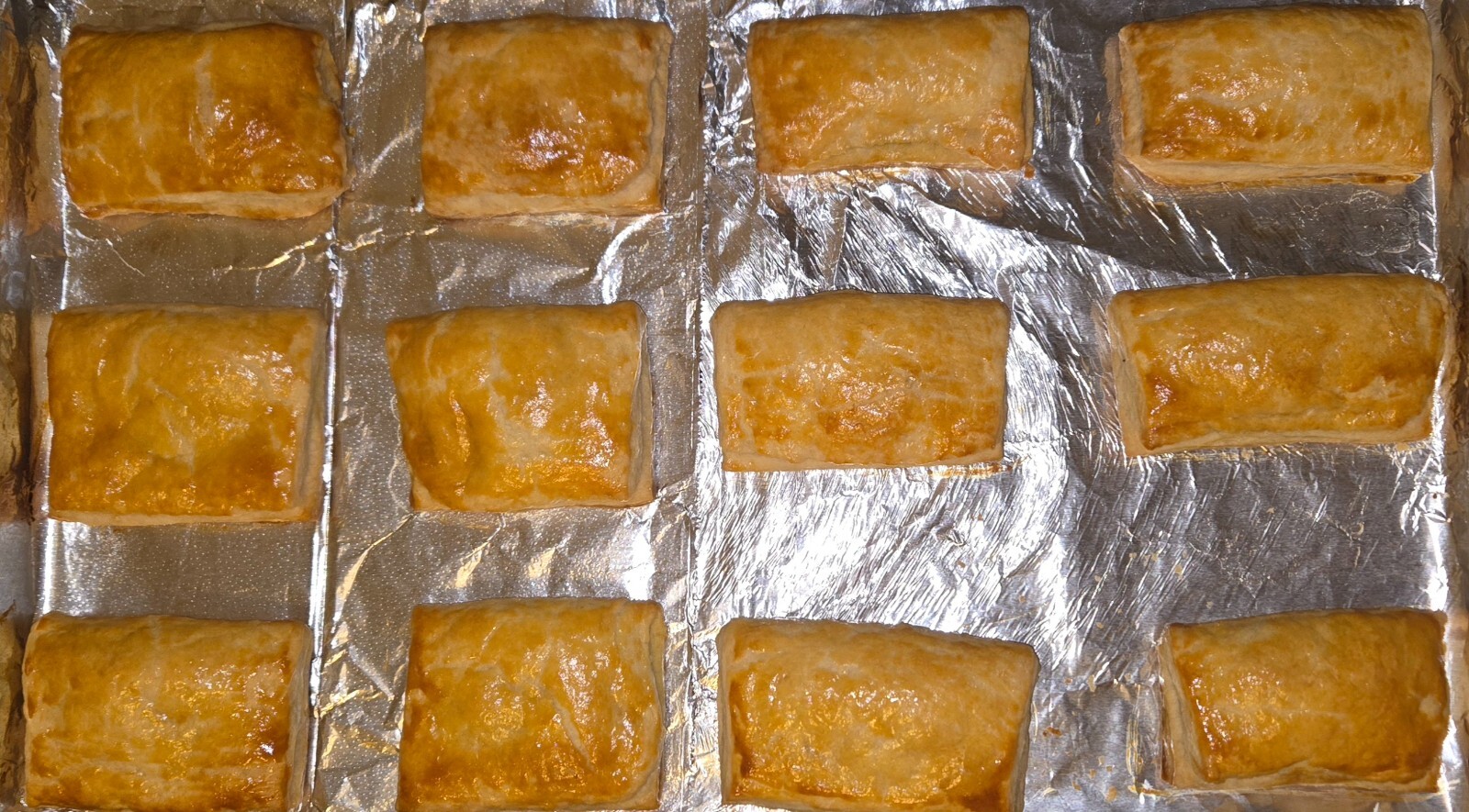 Haitian Puff Pastry Patties – Smoked Herring Patties – Pate Aransò – Pack of 12