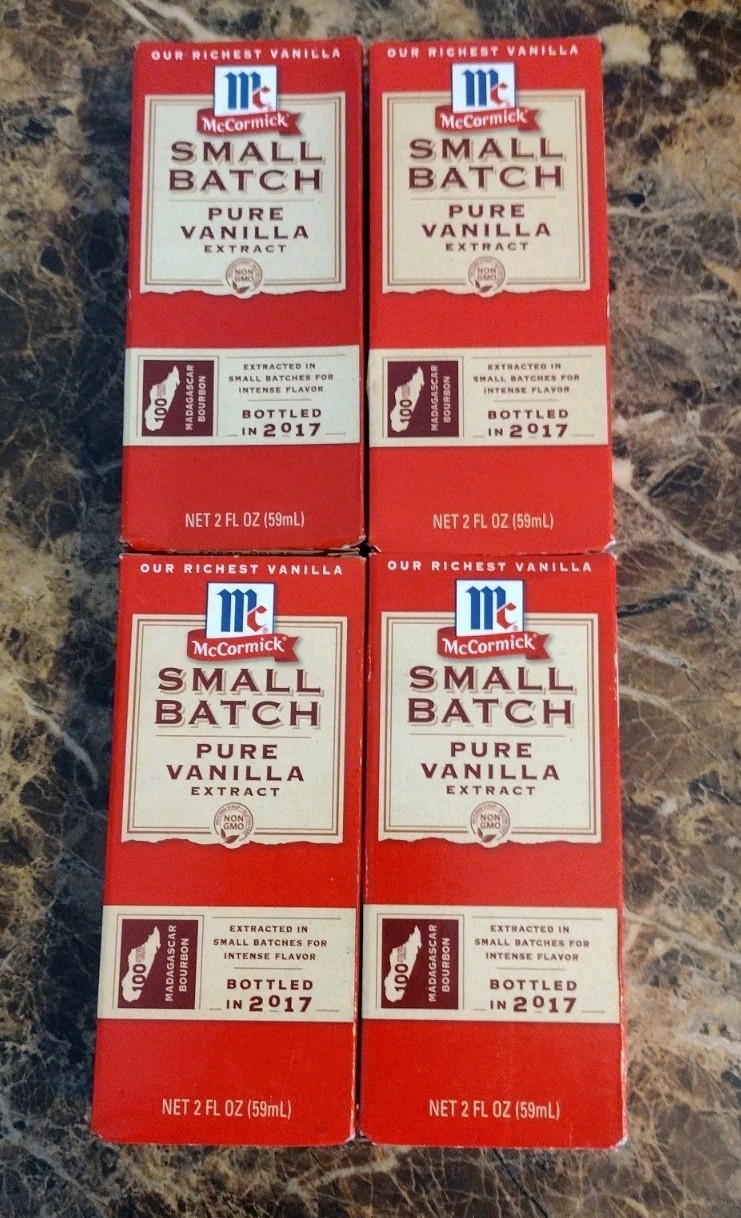 Lot Of 4 McCormick Small Batch 2017 Pure Vanilla Extract 2 OZ *FAST SHIP*
