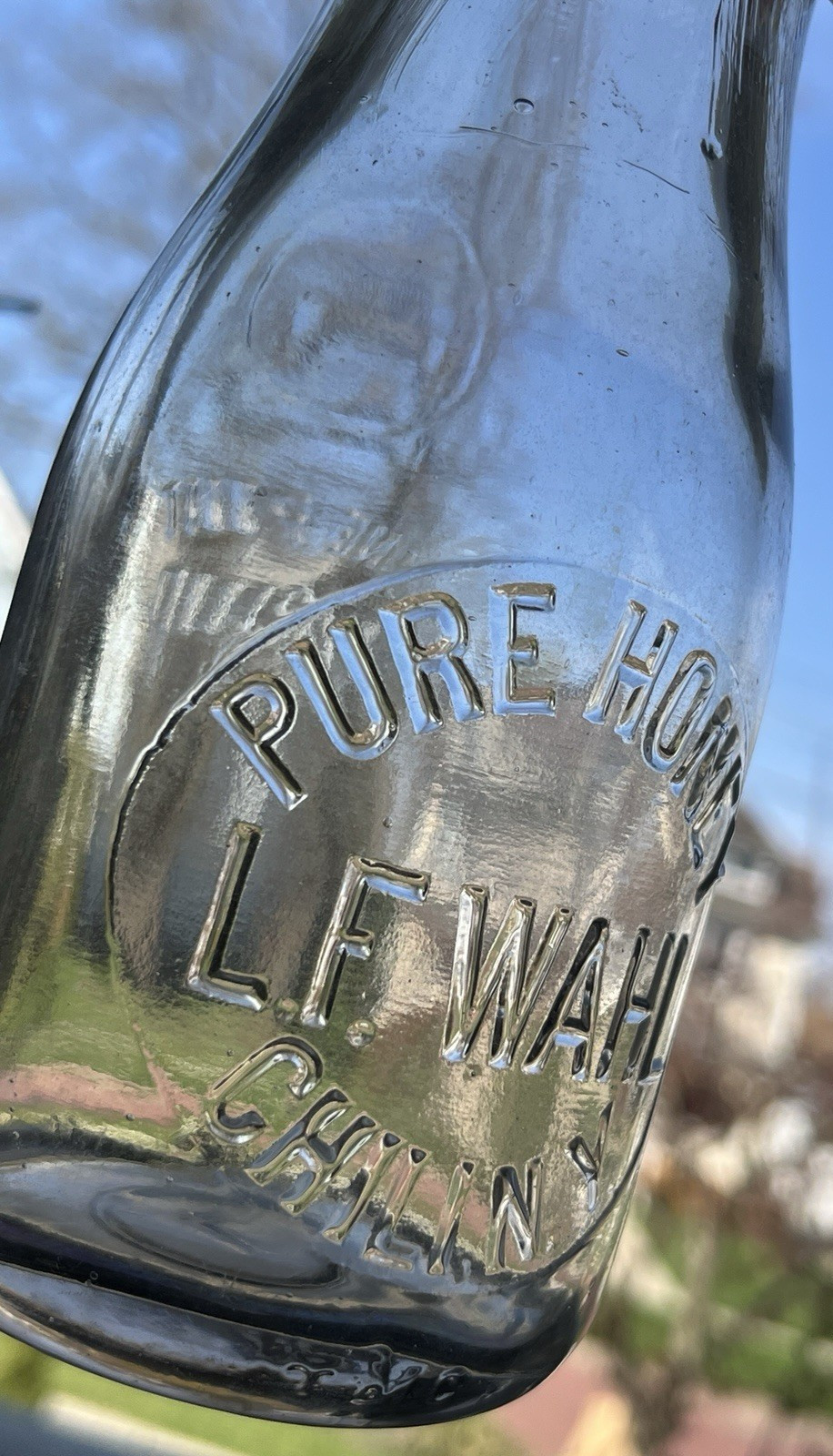 L.F. Wahl Pure Honey TRP milk bottle like container Chili N.Y. Monroe County pt