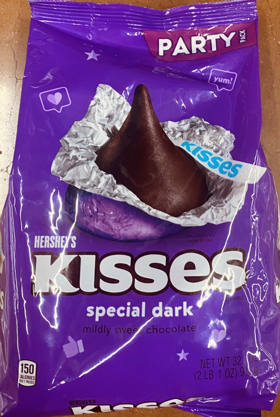 Hershey’s Kisses SPECIAL DARK Mildly Sweet Chocolate PARTY PACK 32.1 Oz Bag