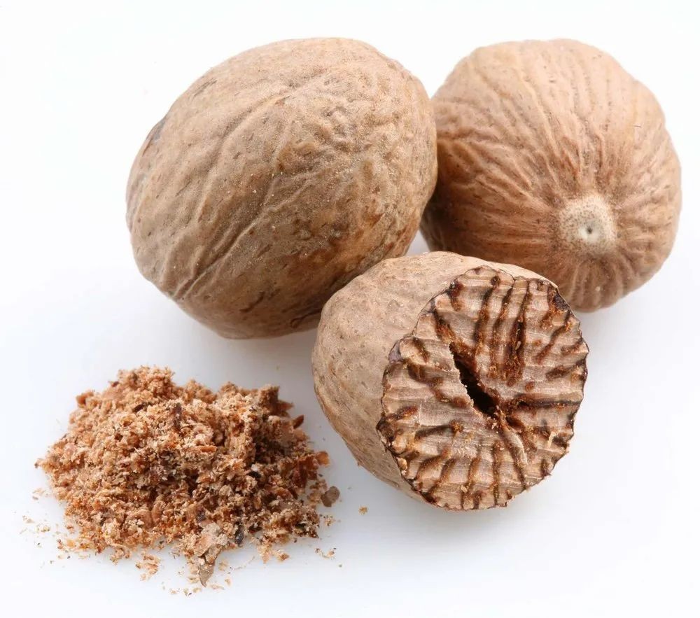 Nutmeg (Jaiphal) – Premium Quality | 100% Pure & Natural | Spice for Cooking