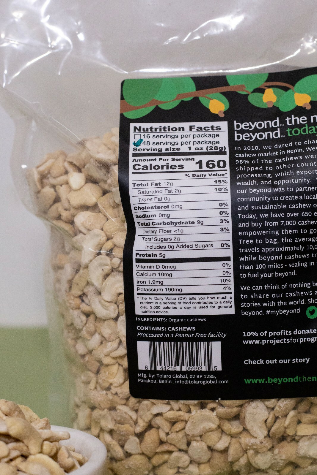 RAW ORGANIC CASHEW HALVES & PIECES -1 LB by beyond (Non-GMO, Fairtrade, Vegan)