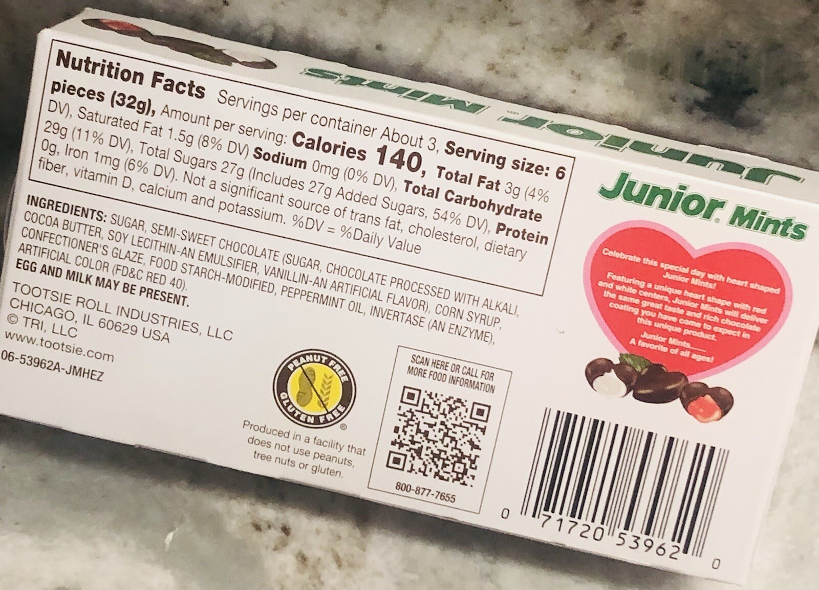 Valentines Day Candy Junior Mints Heart Shaped 3.5 OZ Box-NEW-SHIPS SAME BUS DAY