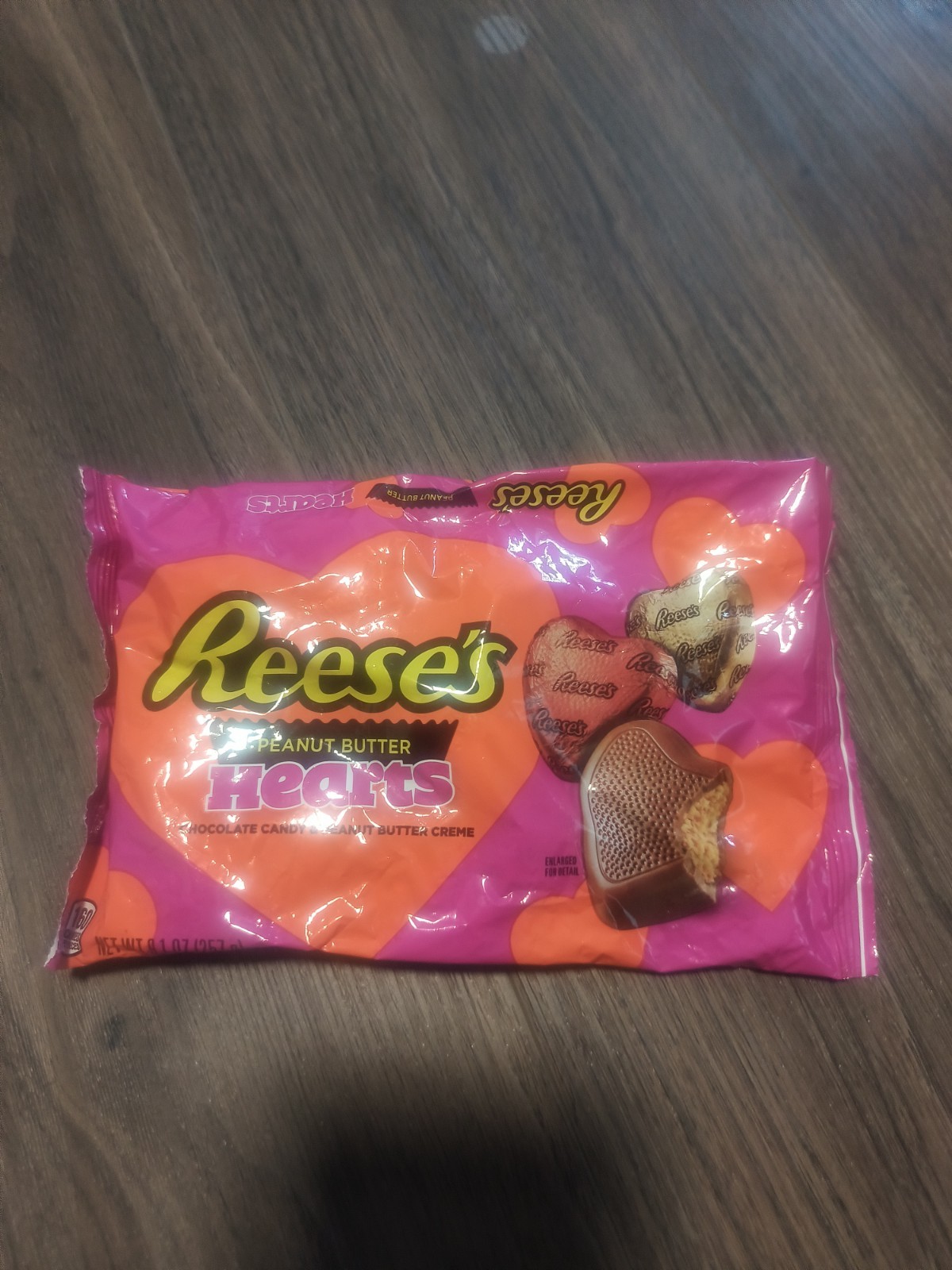 Reese’s Chocolate Peanut Butter Creme Hearts Candy 9.1 oz BB 5/2026