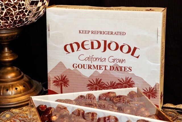 11LB. MEDJOOL DATES-JUMBO.. FRESH CALIFORNIA DATES. FREE FAST SHIPPING.