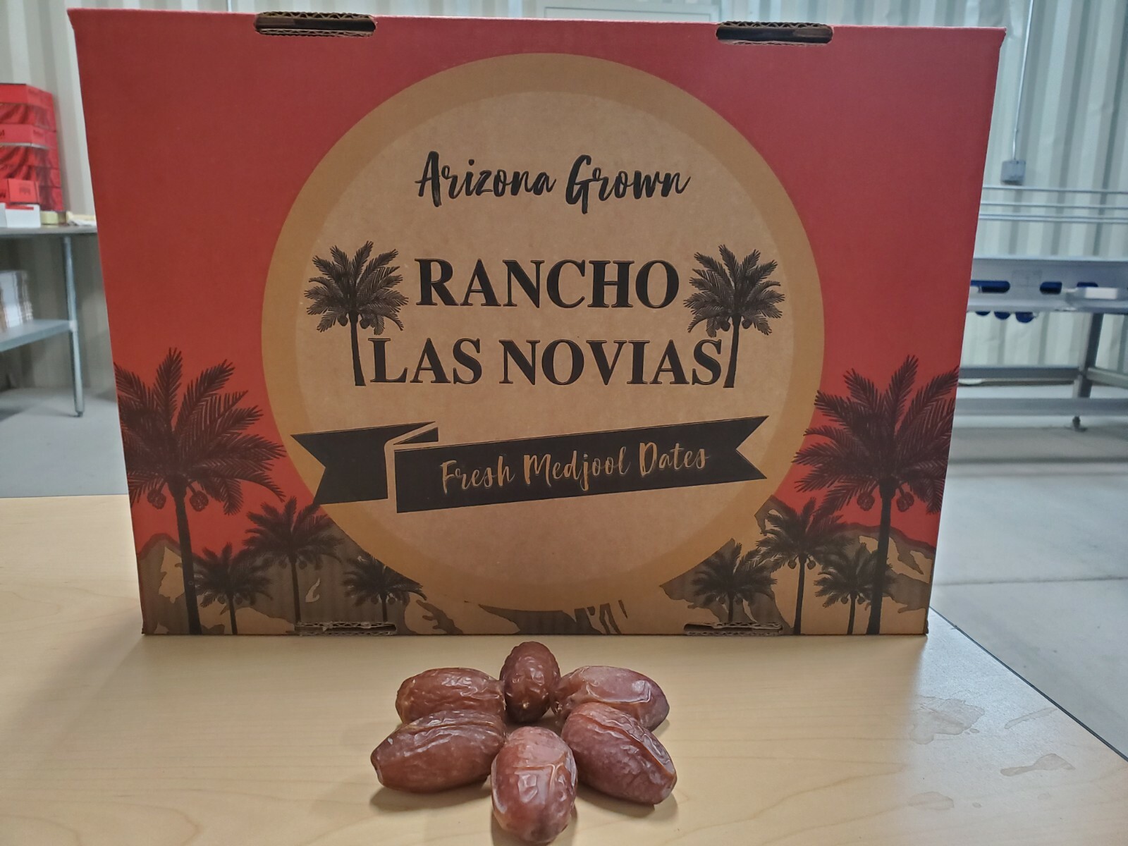 11LB LARGE PREMIUM ORGANIC MEDJOOL DATES ARIZONA’S GROWN.