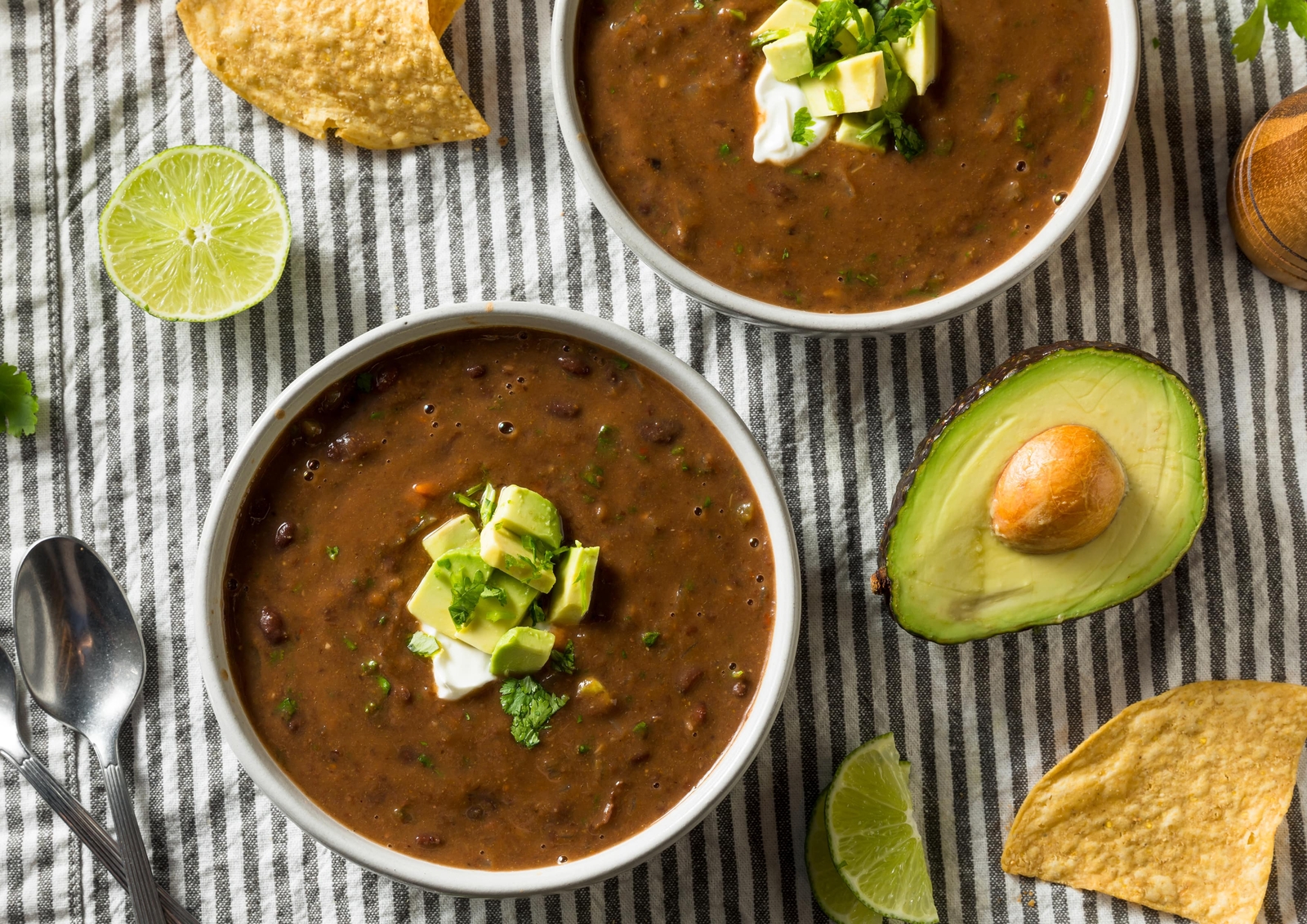 Black Beans – Sproutable, Kosher, Raw, Vegan – by Food To Live