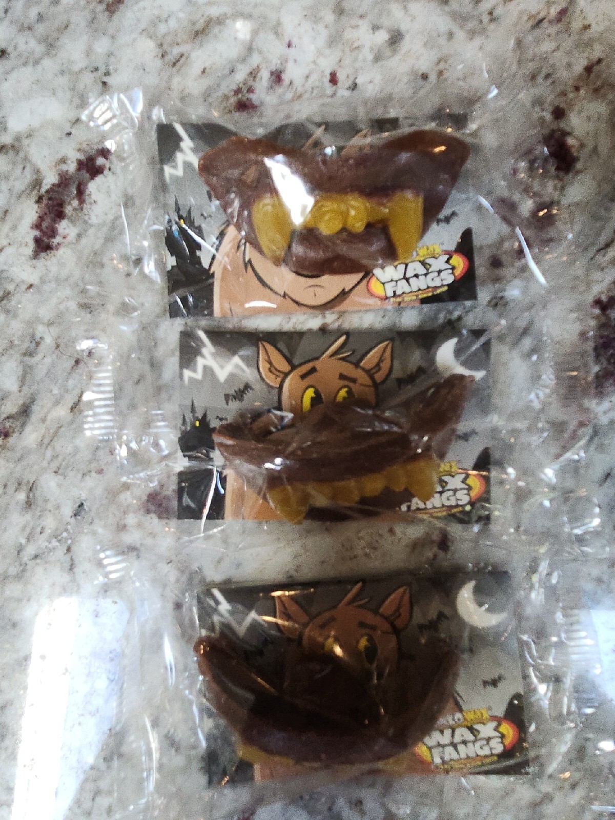 3 PACK WACK-O-WAX Lips, BROWN LIPS YELLOW WAX FANGS, Halloween Candy