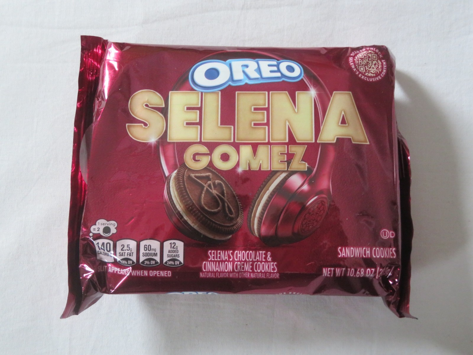 (1) Oreo Ltd Edition Selena Gomez Chocolate & Cinnamon Creme Cookies 10.68 Oz