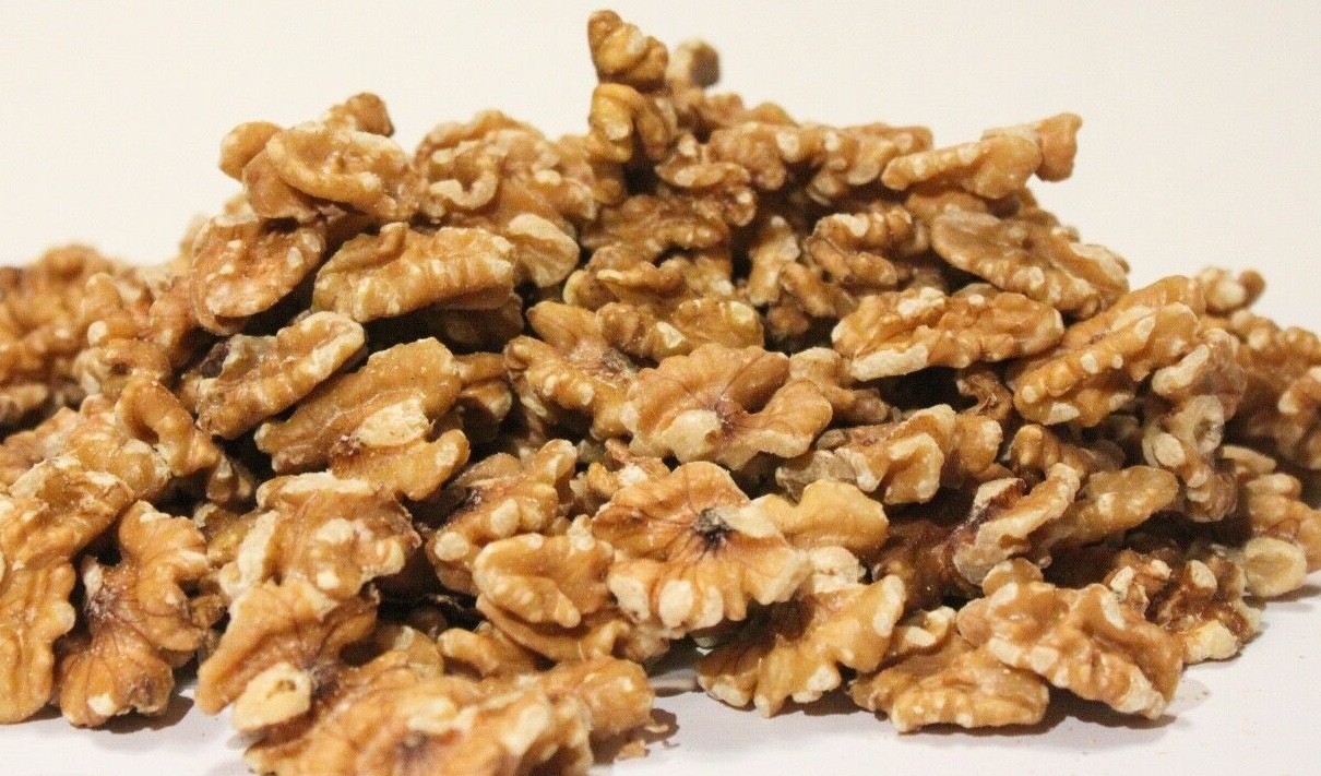 Raw Shelled Premium California Walnuts – Halves – No Pieces – 3 LBS – Fast Ship