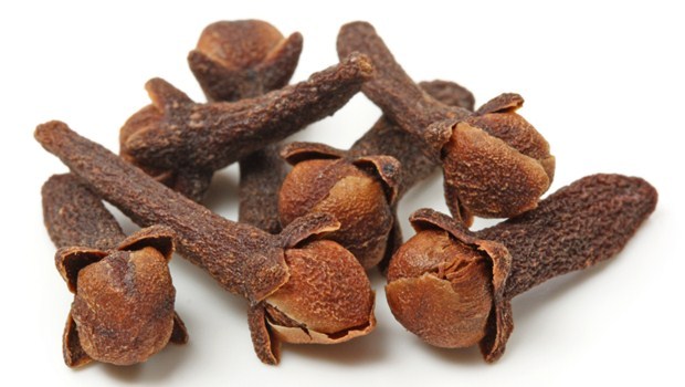 1000 Organic Cloves from Zanzibar [100 grams]