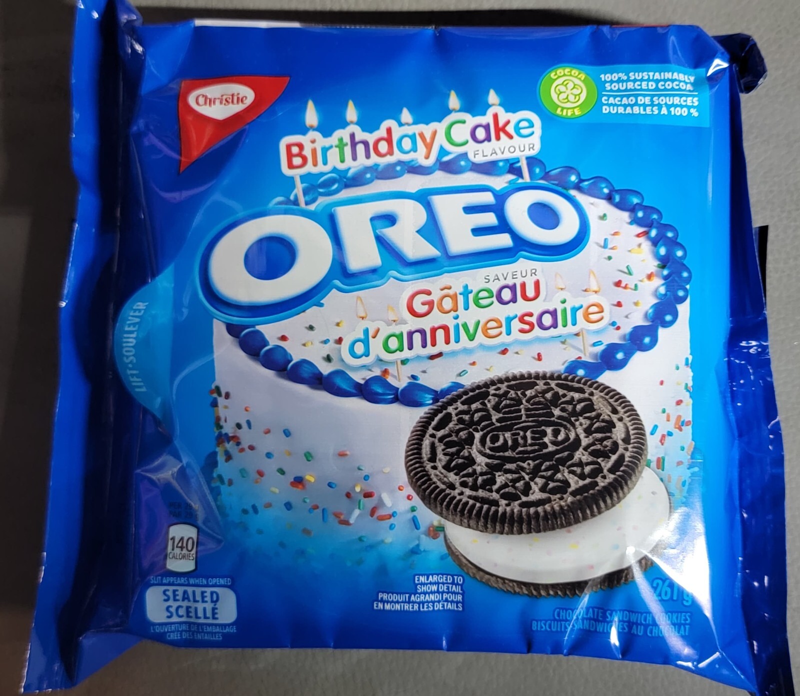 Oreo Birthday Cake Flavored Cookies, 261g Bag – FREE SHIPPING