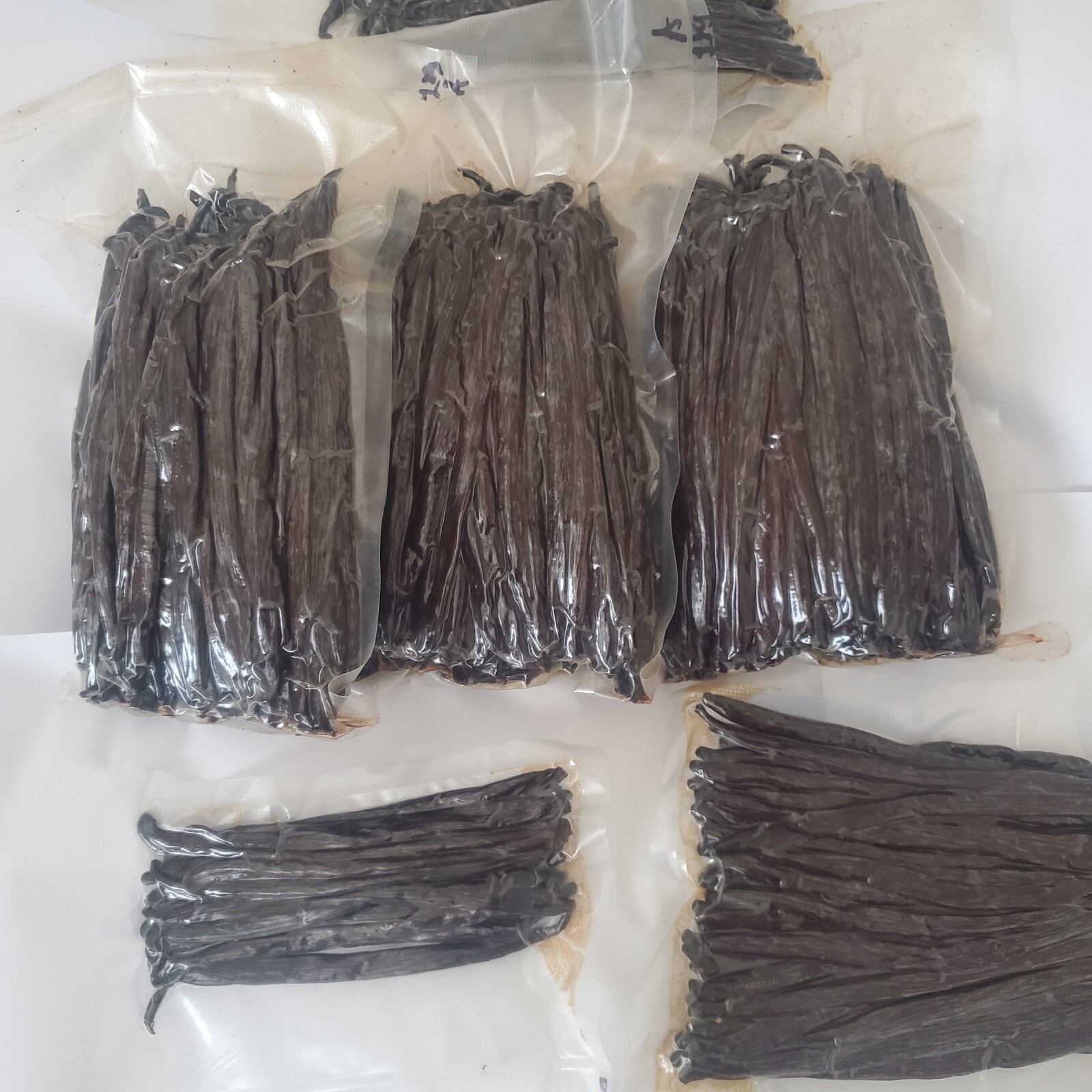 Madagascar Grade-A Vanilla beans 10kg