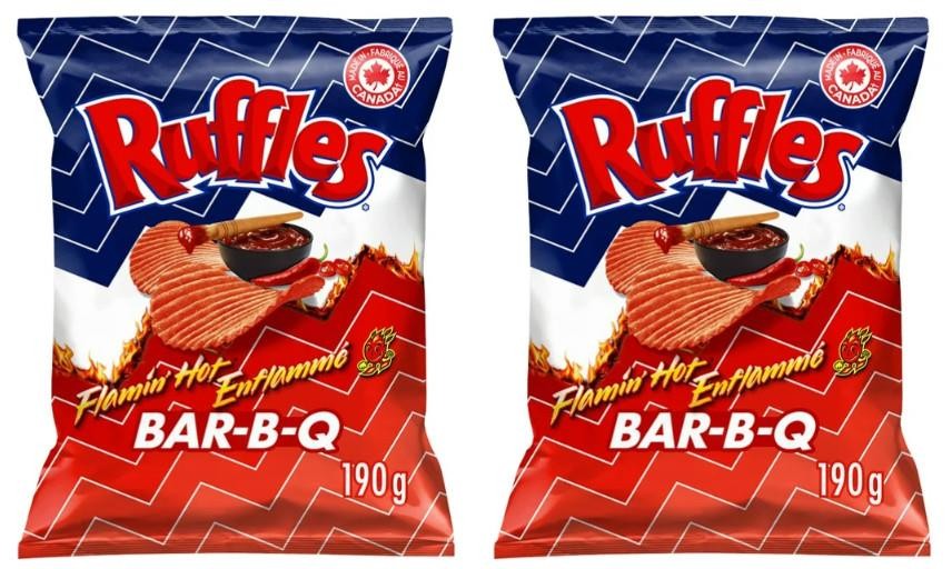 Ruffles Flamin’ Hot Bar-B-Q Flavored Potato Chips, 190g (2 Pack)