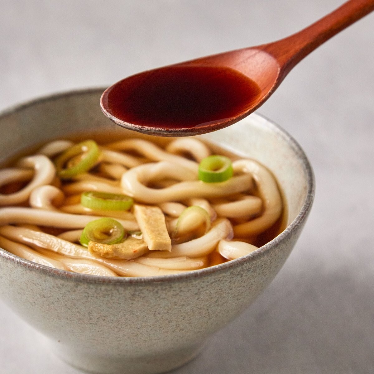 Ottogi Korean Anchovy Seasoning Soy Sauce Noodle Soup Base 360ML 오뚜기) 멸치국수장국