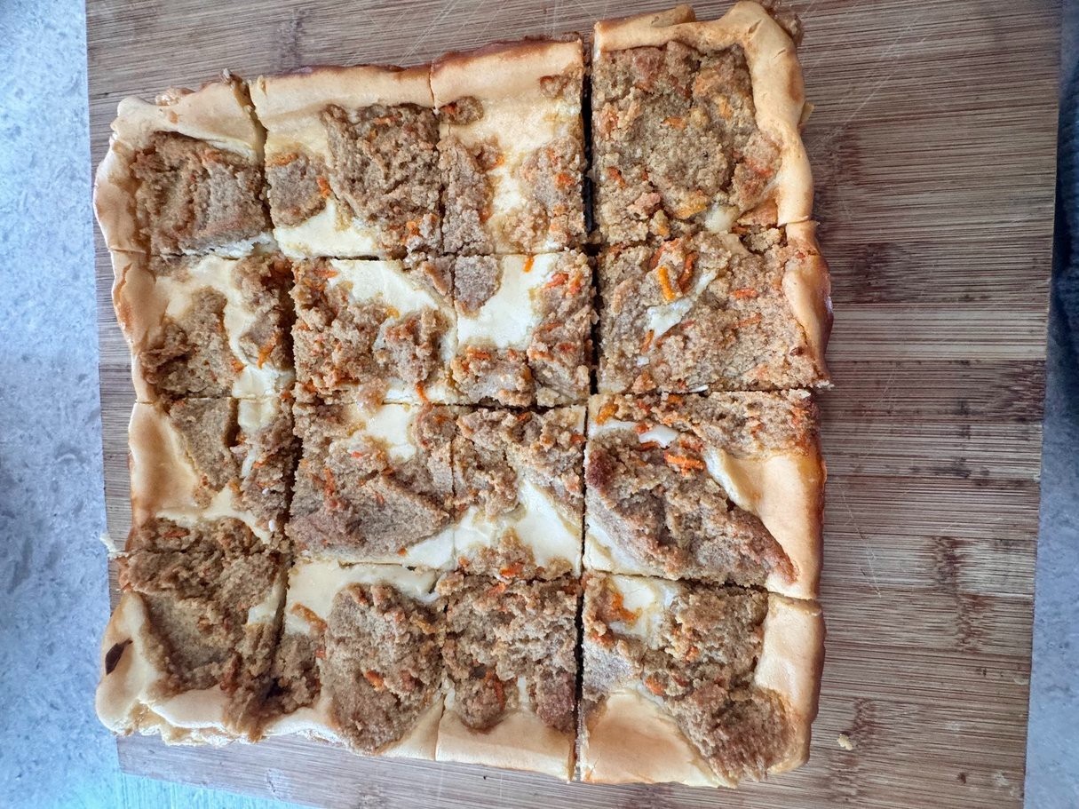 Keto Carrot Cake Bars * Gluten Free & Diabetic Friendly * 1 Net Carb Per Bar *