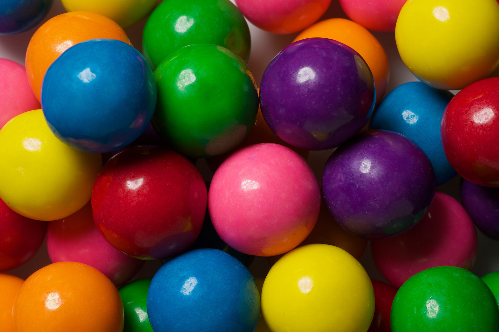 Dubble Bubble ASSORTED 1″ 24mm Gum balls Bulk Vending 3 lbs Approx 170 Gumballs