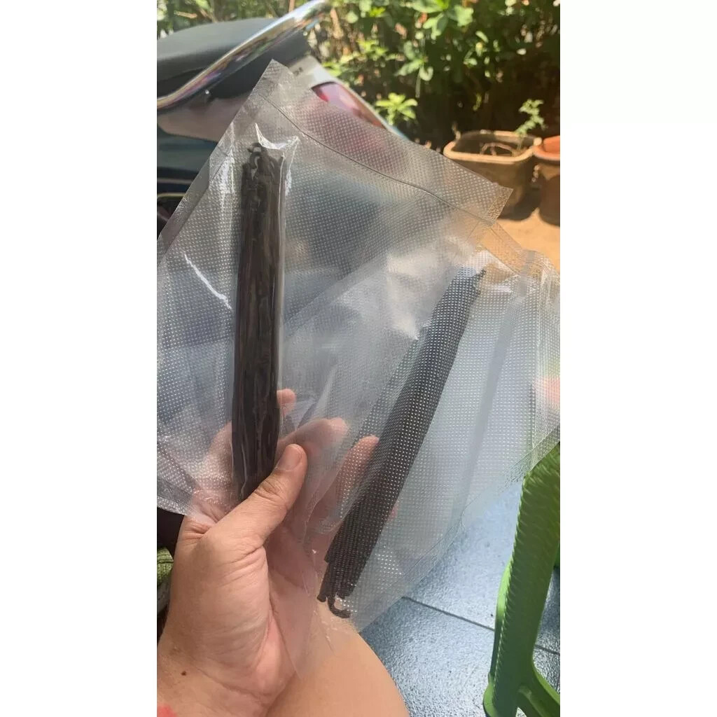 Vanilla Beans Grade A Pure Quality from Papua New Guinea – 25gr/0.9oz