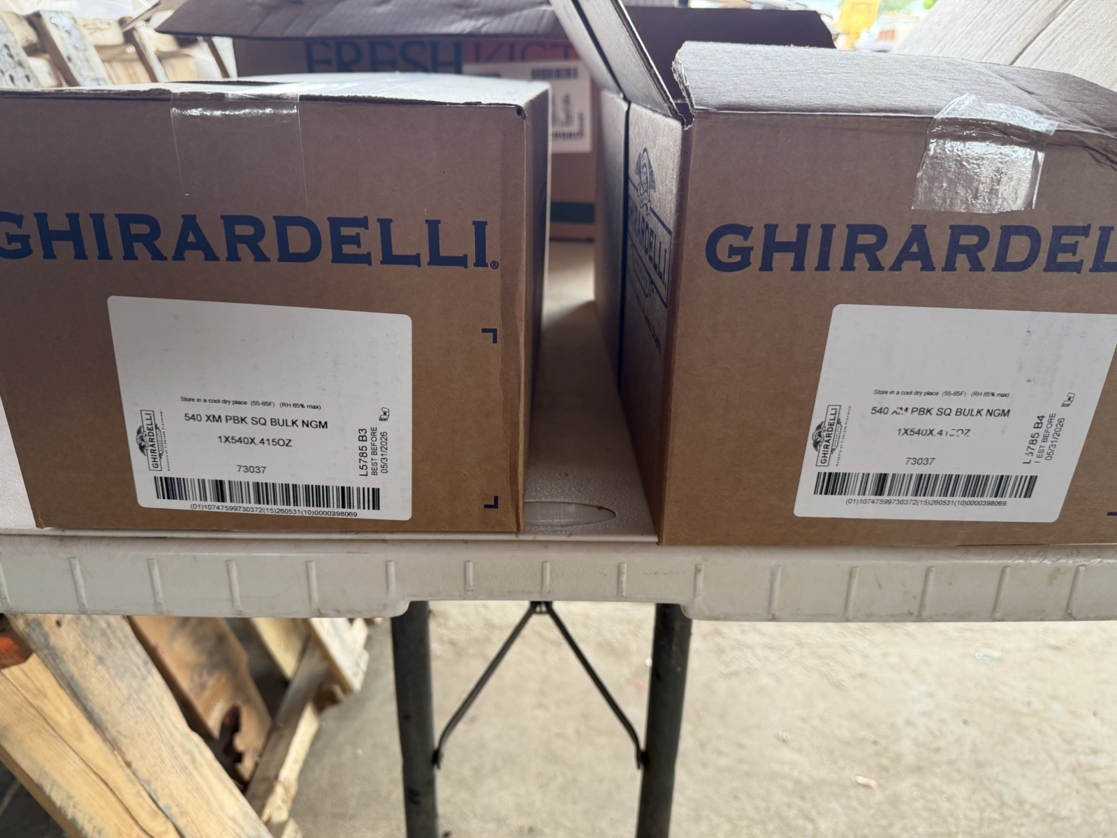 Ghirardelli PEPPERMINT BARK Milk Chocolate Squares-540 Pcs Bulk PLEASE READ