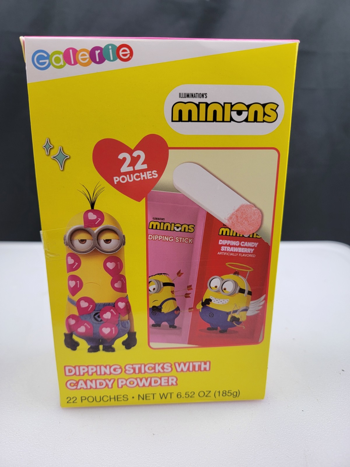 Galerie Illuminations Minions Dipping Sticks with Candy Powder, 22 Pouches
