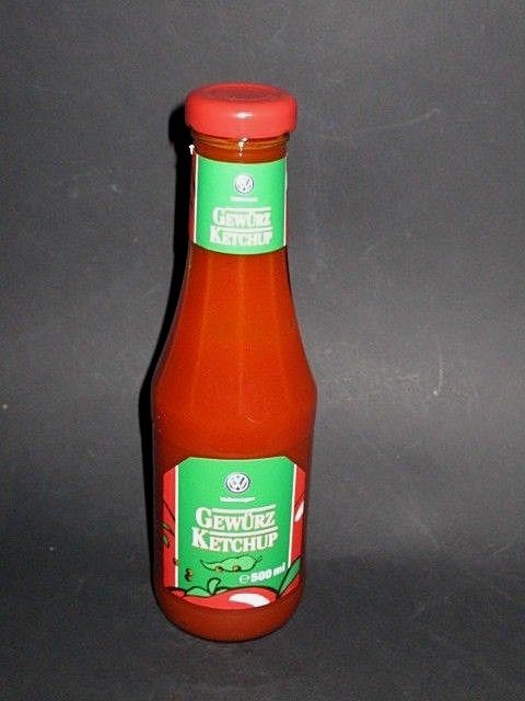 Develey VW Volkswagen spiced ketchup with Curry 500ml in Glassbottle New