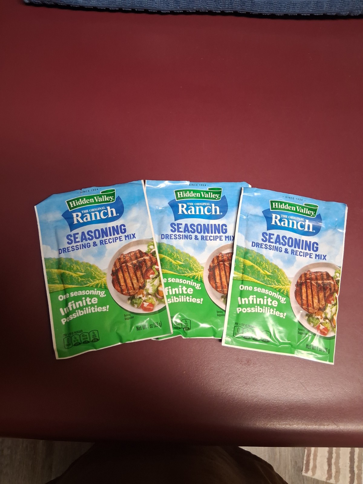 8 Pack Hidden Valley Ranch Seasoning Salad Dressing & Recipe 1.oz Exp:05/2027