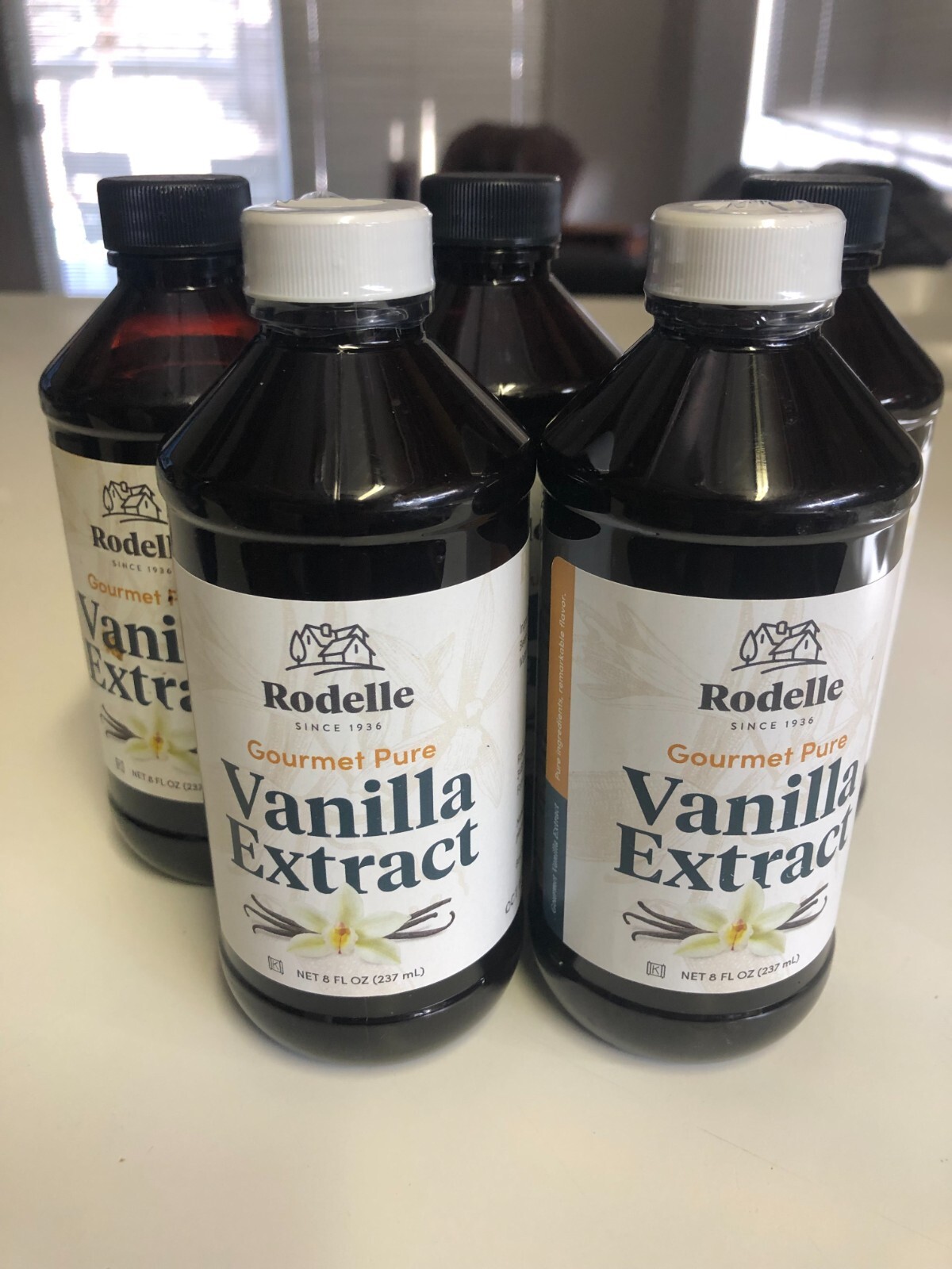 5 BOTTLES Rodelle Gourmet Pure Vanilla Extract 8 oz, 237 ml Brand New.