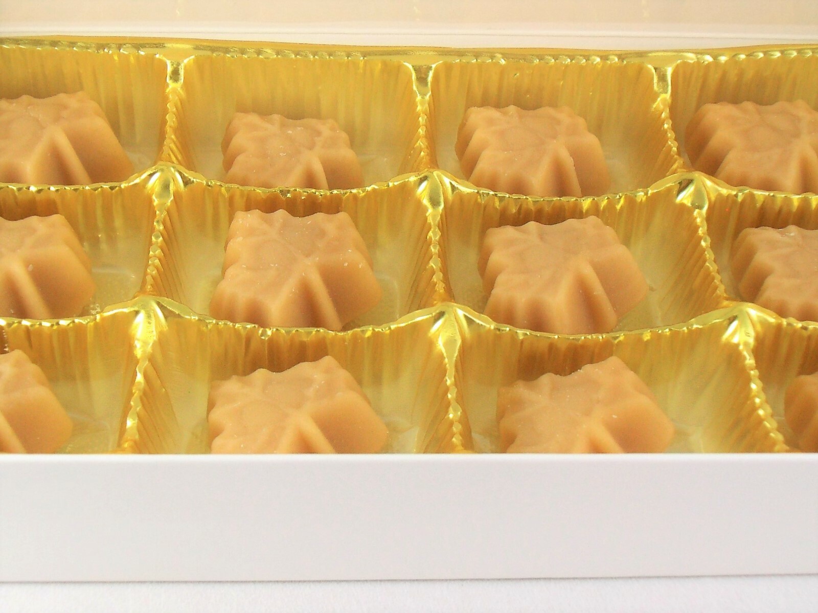 Pure Maple Candy, 12 piece Gift Box – Made only with Pure Maple Syrup