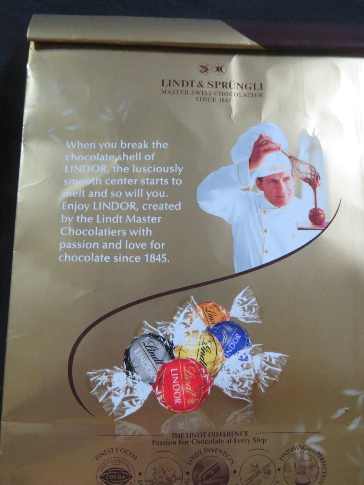 (1) Bag Lindt Lindor Assorted Flavors Chocolate Truffles 15.2 Oz !
