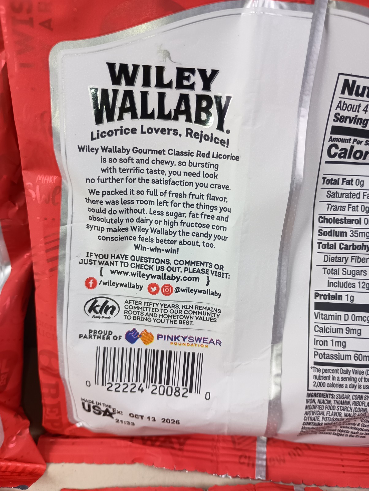Wiley Wallaby Licorice 5 Green Apple 5 Classic Red Strawberry 5 Classic Black