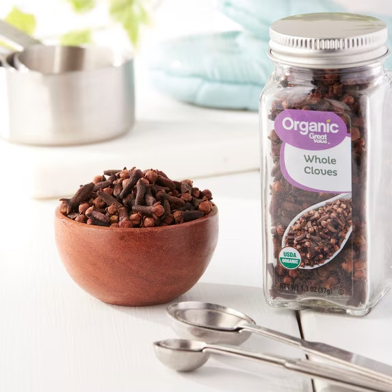 Great Value Organic Whole Cloves 1.3 oz Jar Natural Spice Baking Cooking