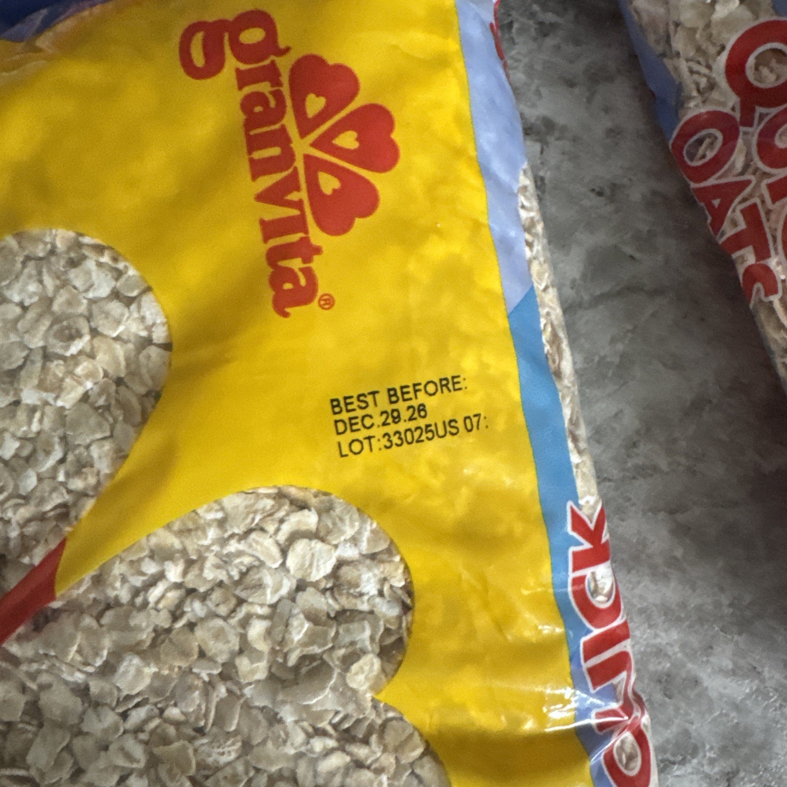LOT 6 (SIX) Granvita Whole Quick microwaveable Oats 14.1oz (11/26 (4) & 1/27 (2)