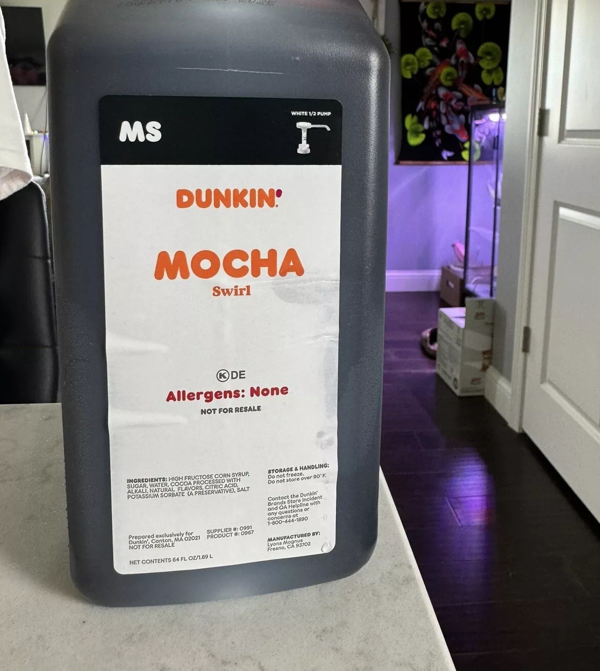 Dunkin Donuts Mocha Swirl 64 Oz Jug W Pump Exp Aug 2026