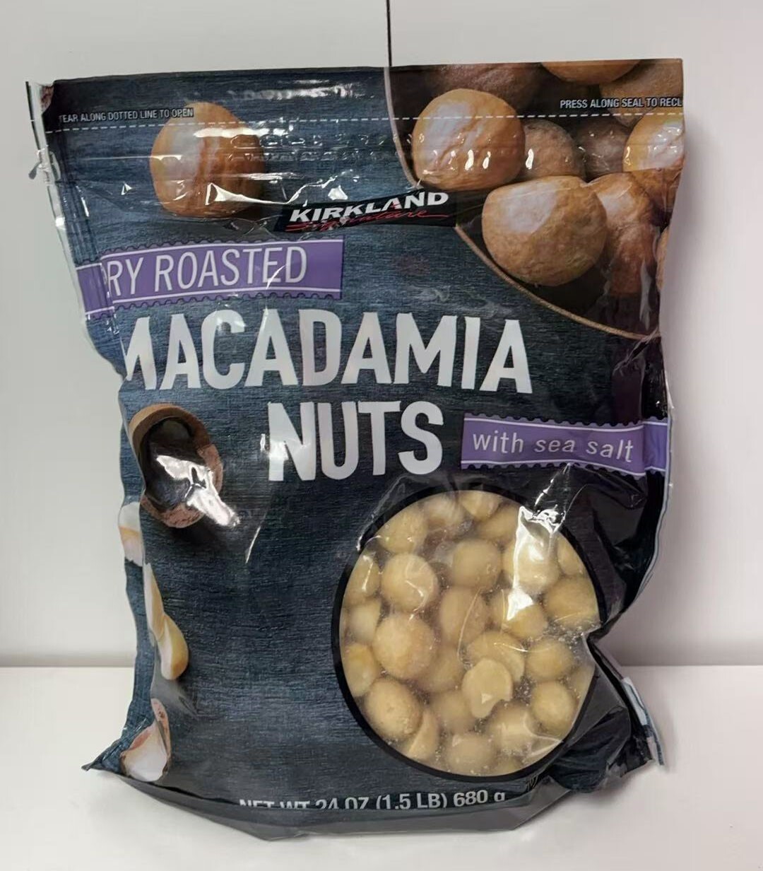 Kirkland Signature Dry Roasted Macadamia Nuts With Sea Salt 680g
