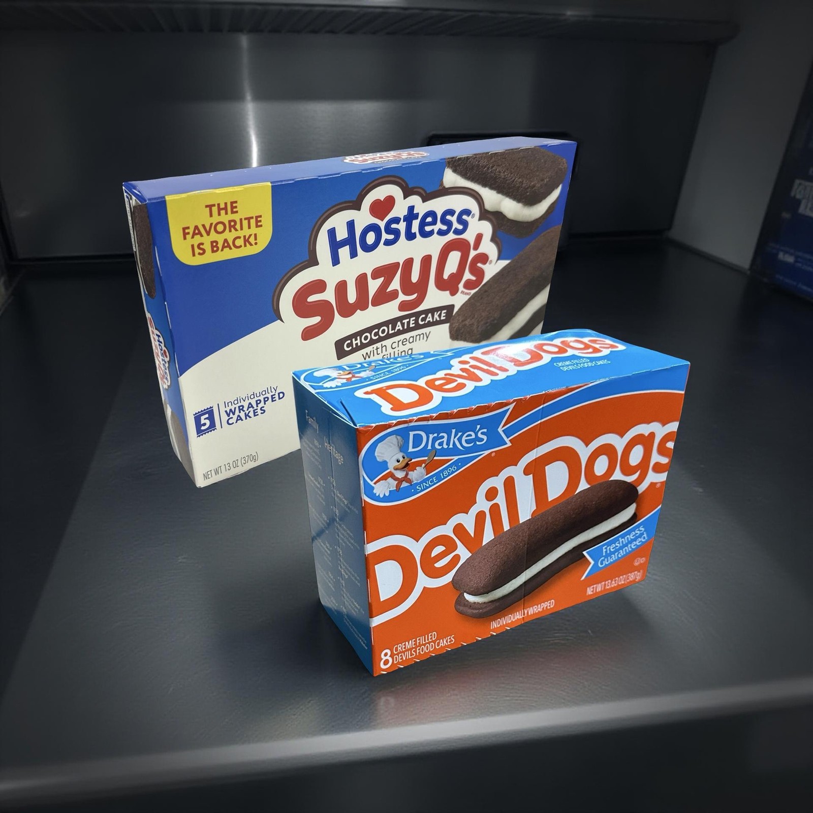 Hostess Suzy Q’s vs. Drake’s Devil Dogs Combo Pack, Cream Filled Chocolate Snack