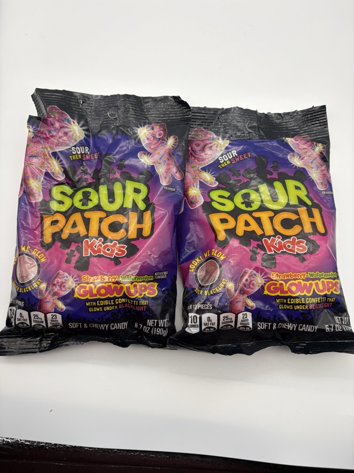 Sour Patch Kids Strawberry-Watermelon Glow Ups Black Light Candy 6.7 oz