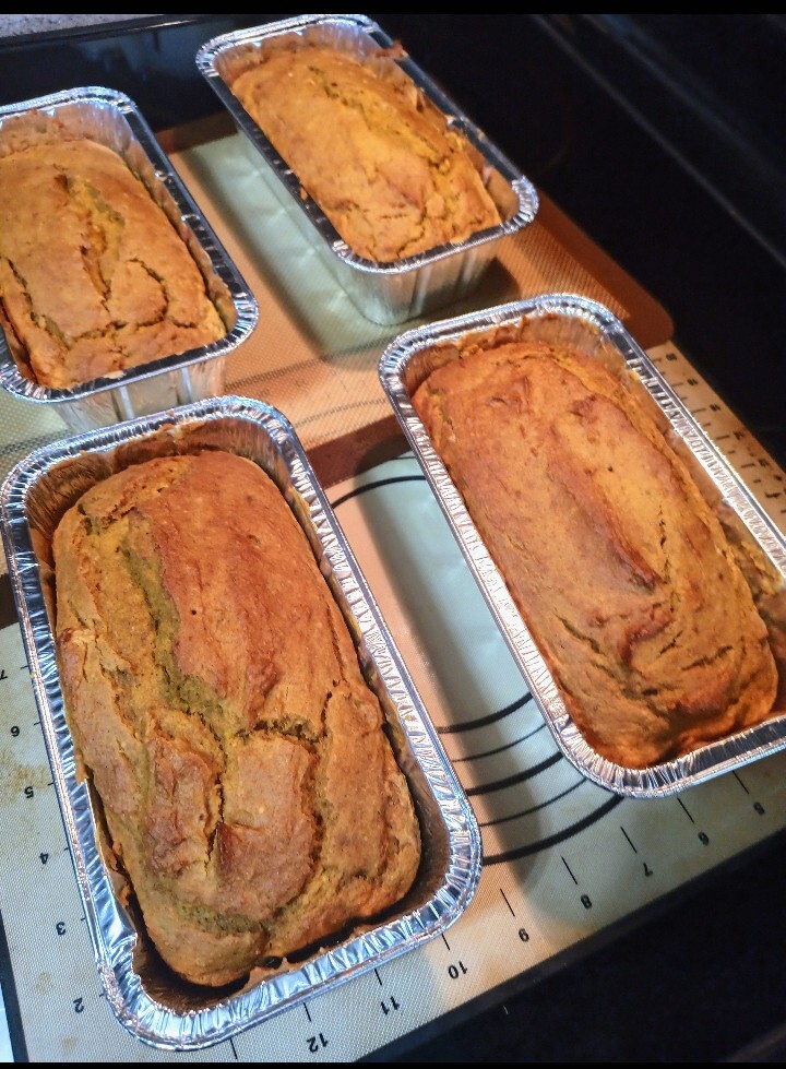Homemade Banana Bread Cake. 8.5 x4.5 loaf