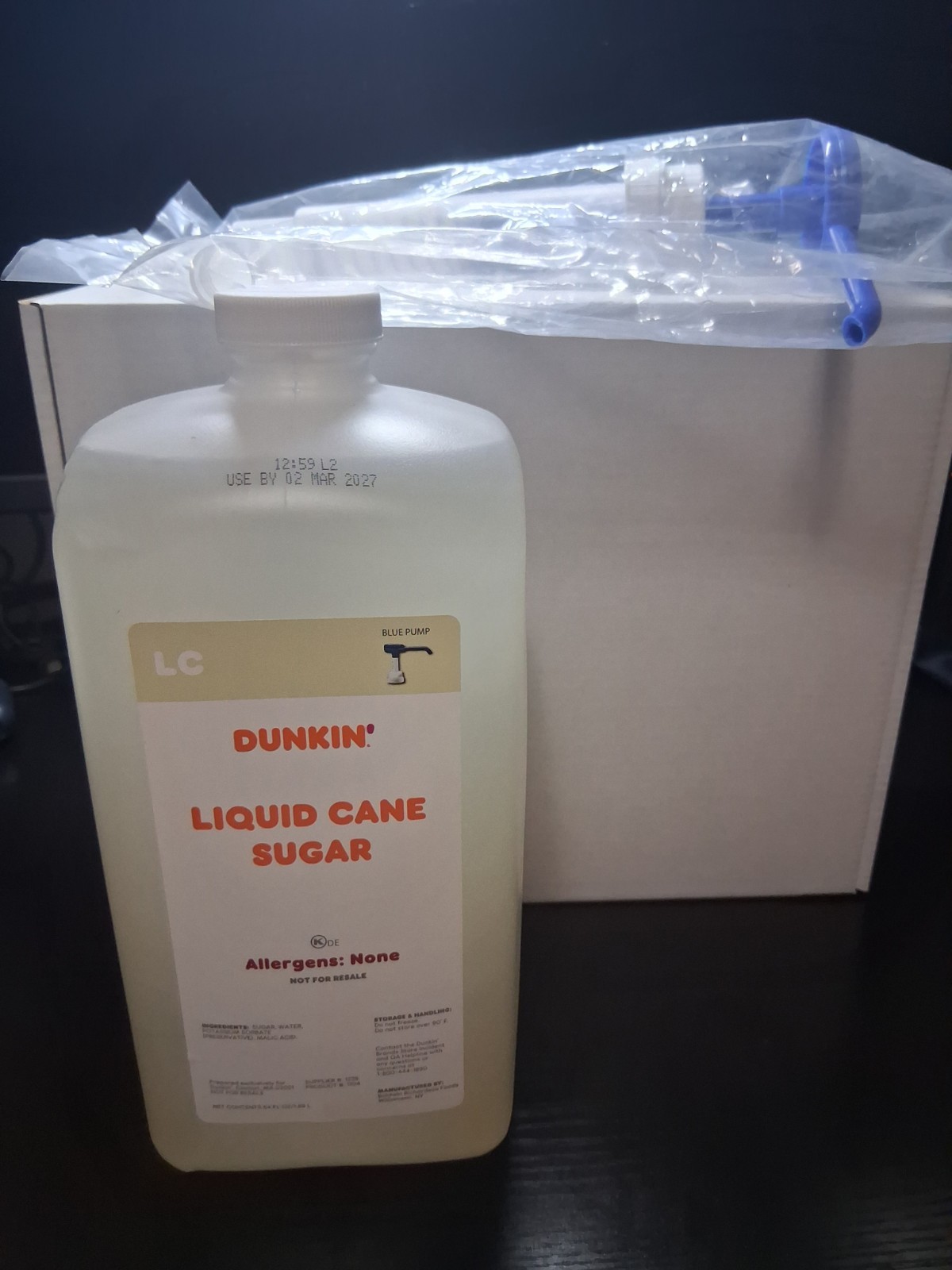 Dunkin’ Liquid Cane Sugar 64 ounces WITH DUNKIN’ BLUE PUMP. Exp March 2027