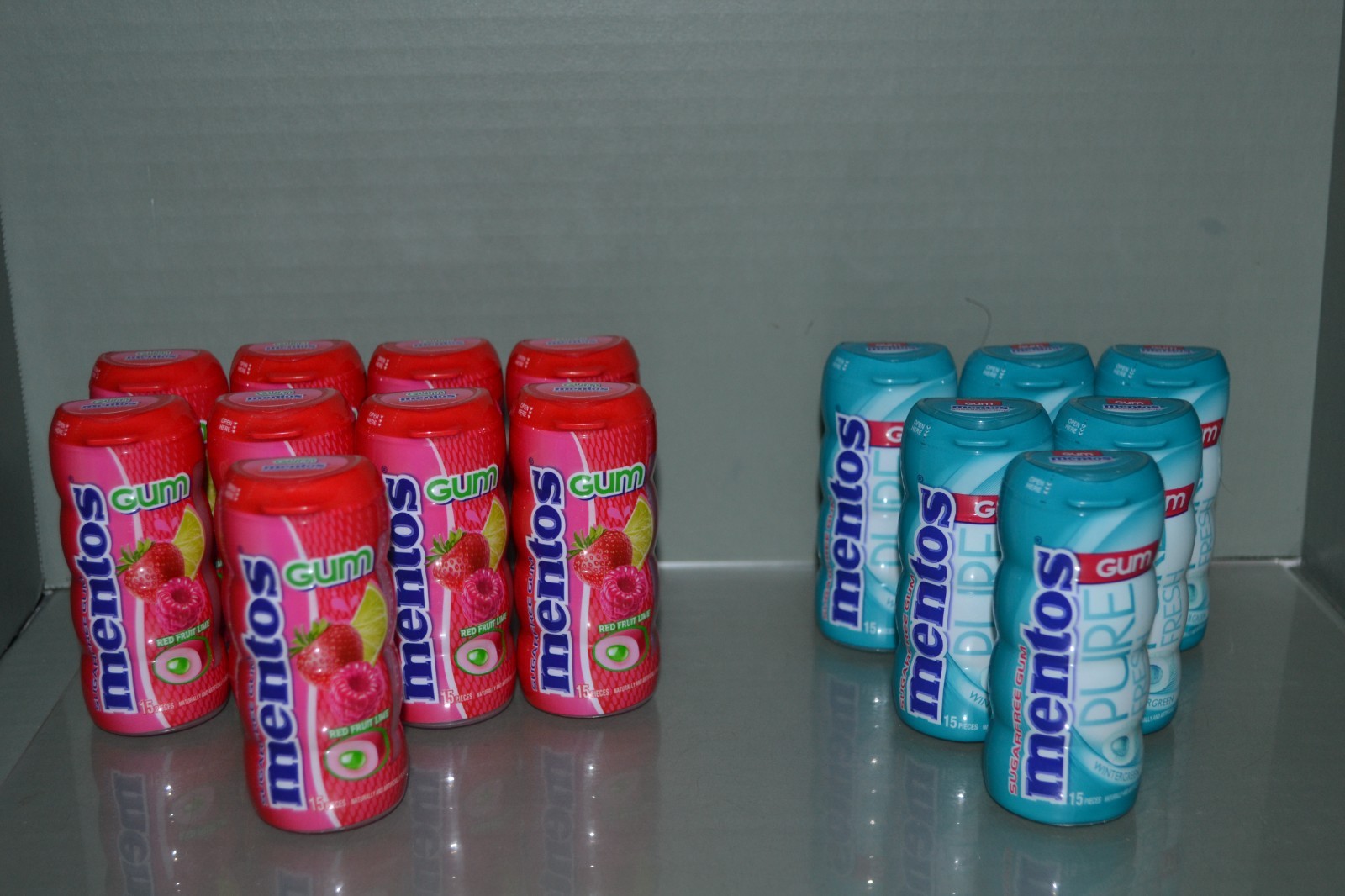 (15) Mentos Gum, 2 Flavors, 15 Pieces In Each, BB 08/2026+
