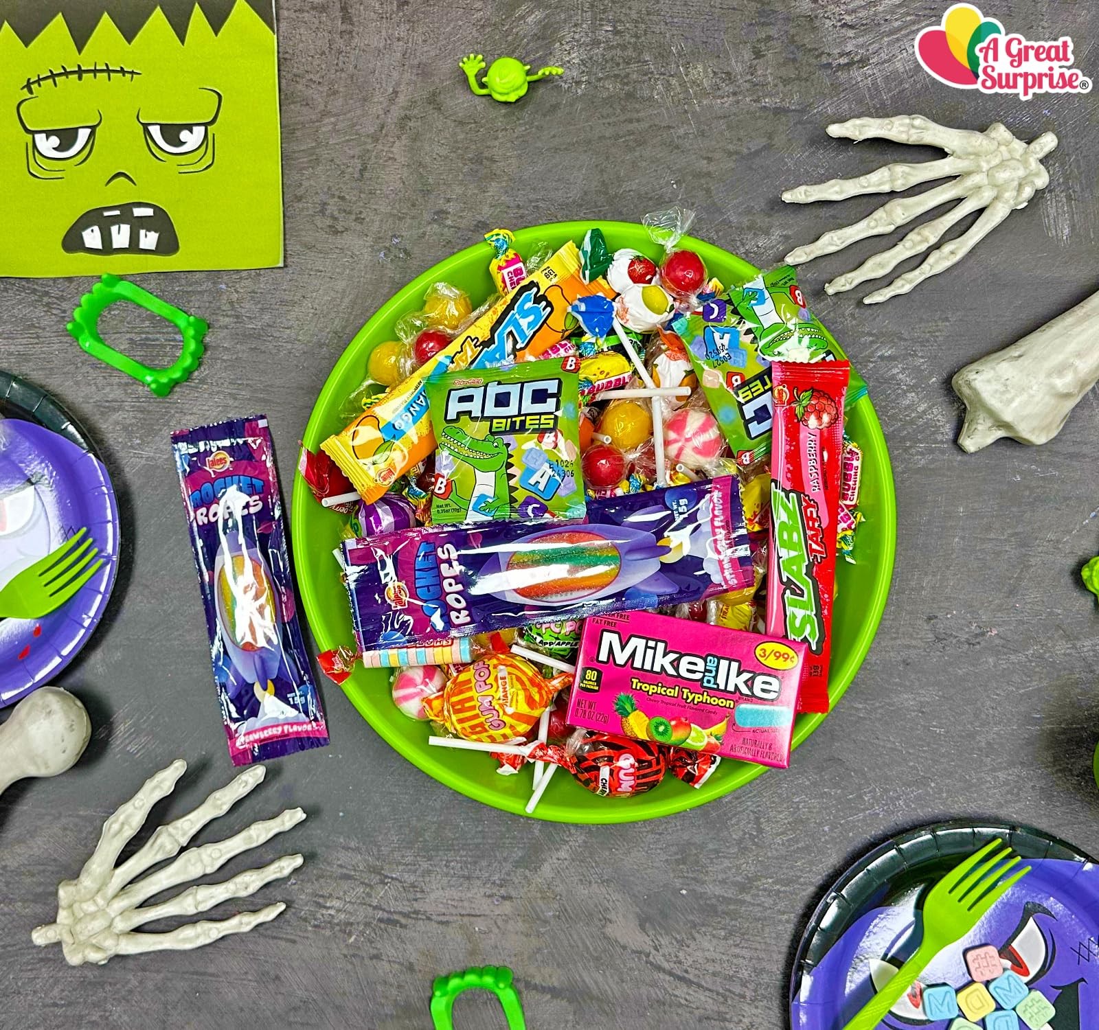 Halloween Bulk Party Mix 8 Pounds Variety Parade Candies Piñata Candies